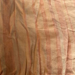 Eileen Fisher Home for Garnet Hill Linen Sheets